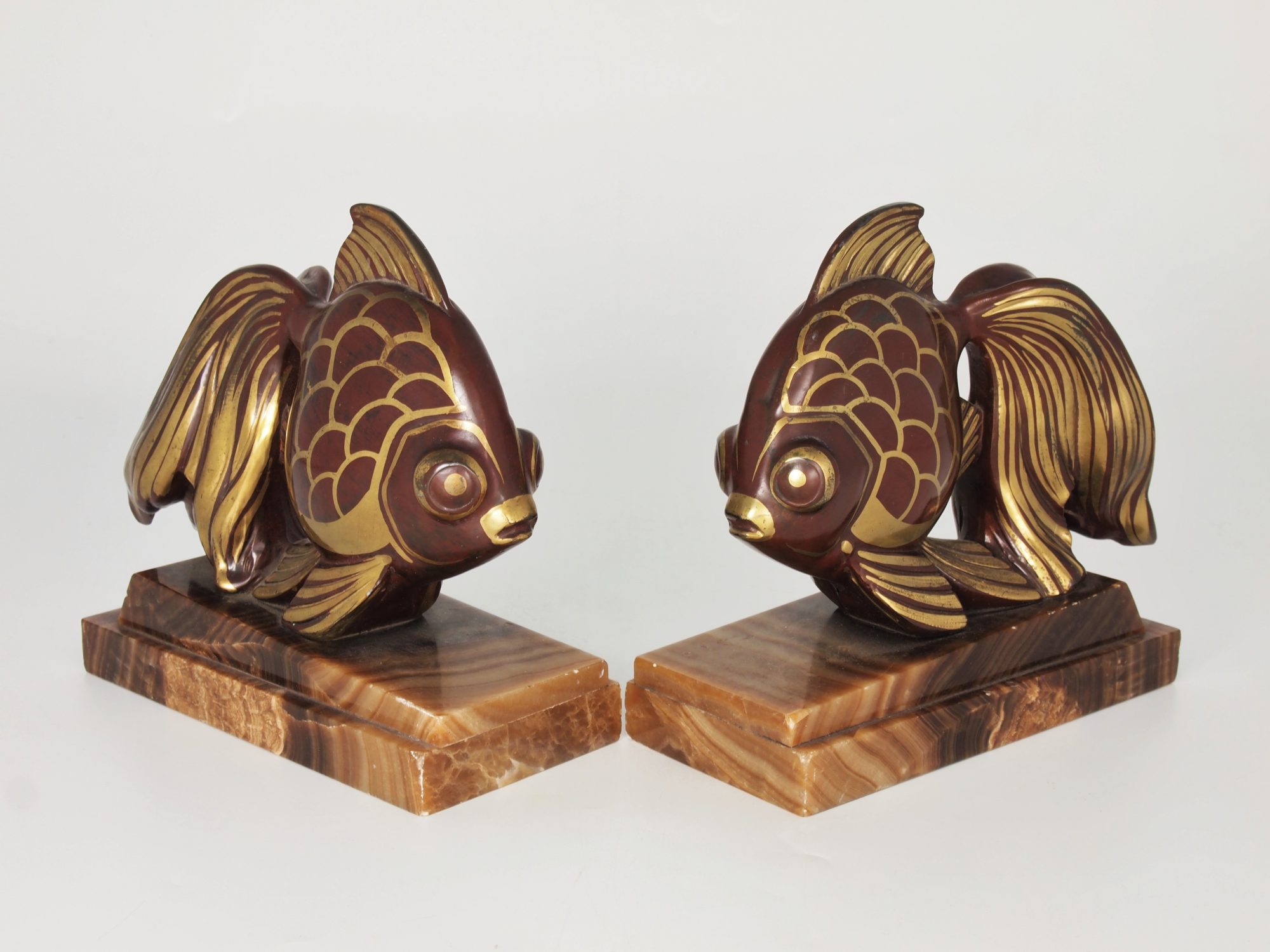 Sold at Auction: PR CARVED FISH BOOKENDS