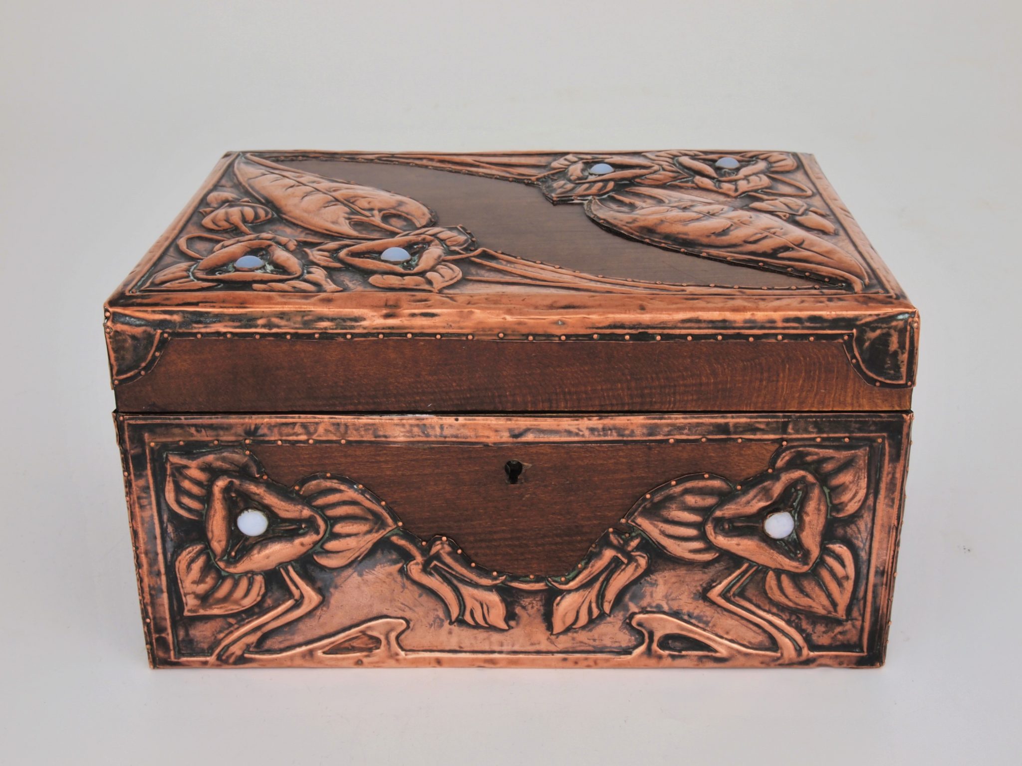 Art Nouveau Box* Nouveau Deco Arts