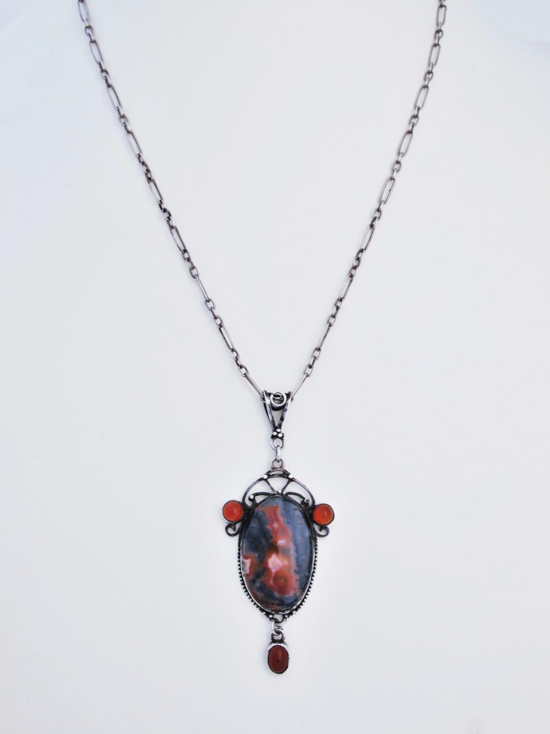 Silver and Agate Pendant by Edward Spencer - Nouveau Deco Arts